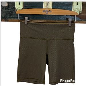 2/$30 GAP Activewear Olive Honeycomb Workout Shorts Size XS